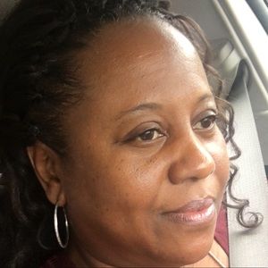 Meet your Posher, Doretha